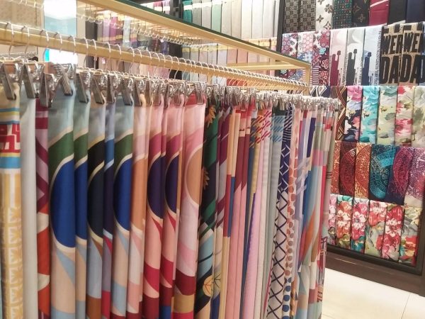 Urgently Needed Staff Admin Dan Host Live Tiktok Di Kakandastore Hijab Cirebon Januari 2024