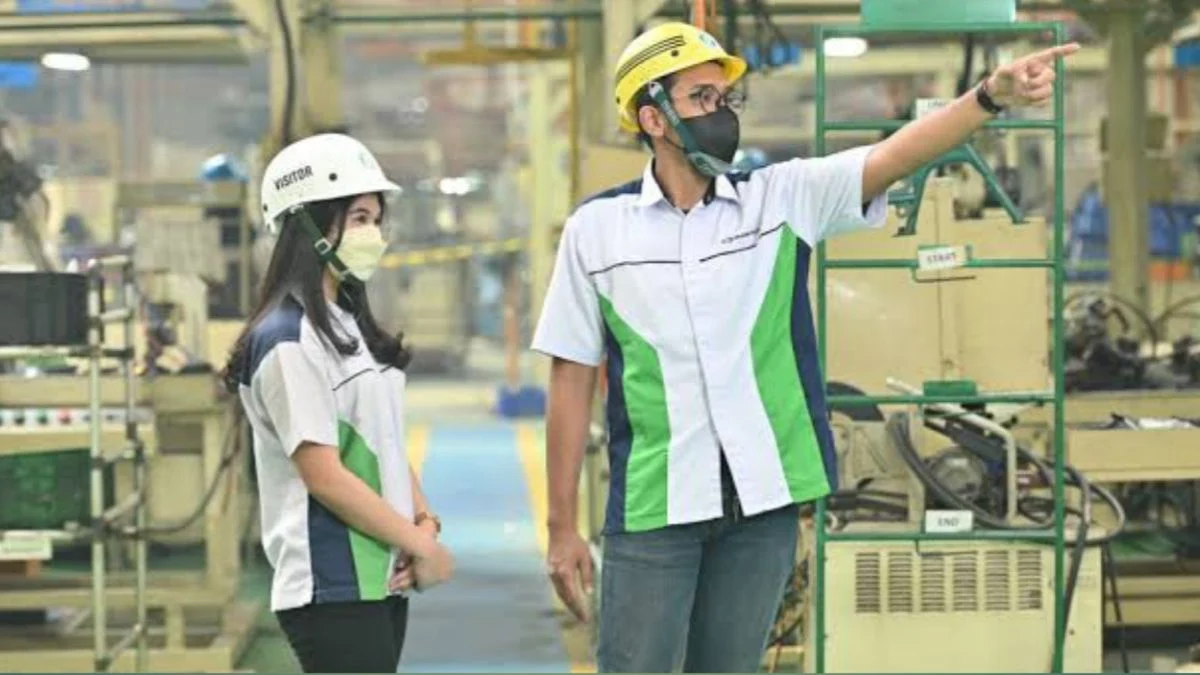 Operator Maintenance (Teknisi) Di PT Dharma Kyungshin Indonesia Cabang Cirebon