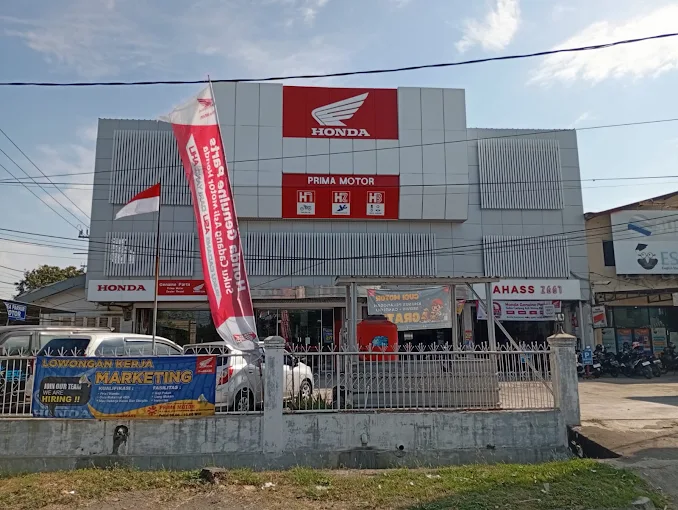 Front Deks/Admin Di Prima Motor